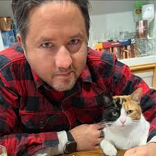 Peter Winger (@whatiboughtatthestore) • Threads, Say more