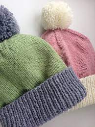 Classic Woolly Winter Beanie Hat With Large Pom Pom I Have Hand Knitted This Hat In An Aran Wool Blend Yarn This Me Hand Knitting Yarn Knitting Hand Knitting
