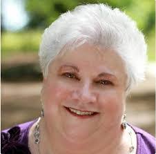 Christine Pederson's Instagram, Twitter & Facebook