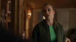 The Green Sweater Worn By Carla Ester Exposito In Elite S02e07 The Green Sweater Worn By Carla Esterexposito In El Ester Elite Green Sweater