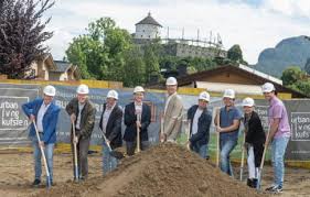 Autobahnsperre für lkw bergung bei kufstein nord. News Immobilien In Tirol Kufstein