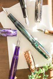 Tipografi Panosundaki Pin