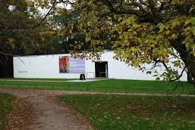 Ernst Barlach Haus Im Herbst Foto Im Hamburg Web