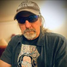 just sang with one my favorite artists in country music… WOOHOO! 😆 THANK  YOU @coreykent !! #blackbandanatour