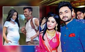 Her weight is 52 kg which is around 110 lbs. Amrita Rao And Husband Rj Anmol Are Expecting Their First Child