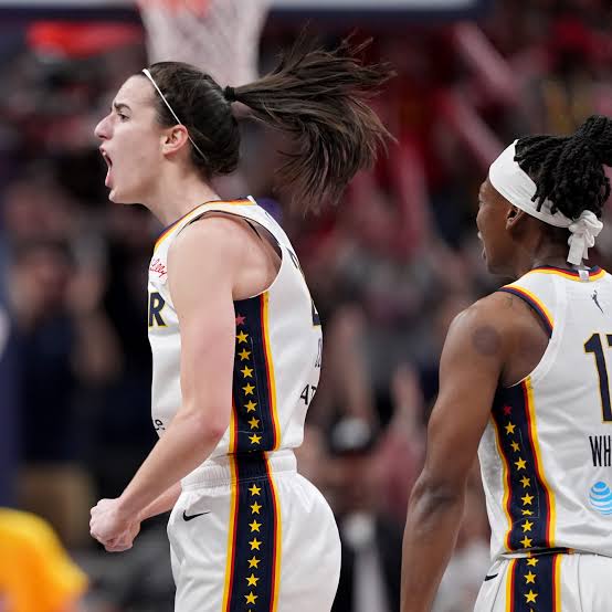 Caitlin Clark drills first WNBA logo 3-pointer vs. Connecticut Sun