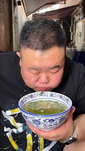 刷到重庆一个m8，m7和牛无限吃的寿喜烧，那我们就去盘去啦【樱木花胖】