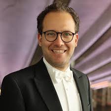 Alex Kagan's Instagram, Twitter & Facebook