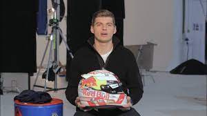 An image purporting to be of max verstappen and pierre gasly's helmets for the 2019 formula 1 season has emerged on social media, suggesting that the dutchman has opted for a radically new design for the upcoming campaign, with a white and red colour scheme hinting at close ties to red bull's new relationship with honda. Max Verstappen Reveals His 2019 Helmet Youtube