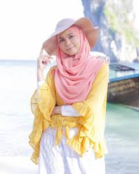 Berkemungkinan besar peminat tidak dapat lagi menyaksikan gandingan siti nordiana dan alif satar dalam projek lakonan selepas drama klik! Video Meremang Bulu Roma Dengar Nana Nyanyi Lagu Putus Terpaksa Berita Steady