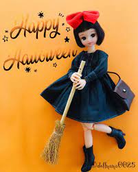 instagram da eriko happy halloween ハロウィンぽいお洋服が無いので お人形教室のワンピを 黒染めしちゃいました 銀座ちゃんがキュートな魔女に リカちゃん りかちゃん リカちゃん人形 銀座リカちゃん リカ活 リアル お人形 人形 染め