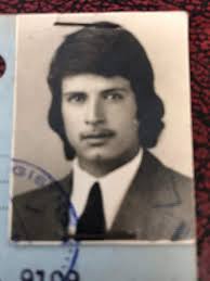 Otro amigo más de nuestro grupo de condiscípulos de la primaria , Sergio  Manfredo Del Valle , quien dejó nuestra tierra ha muchos años pero sin  embargo la amistad persiste . Agregamos