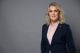 Последние твиты от lena hallengren (@lenahallengren). Lena Hallengren Lenahallengren Twitter