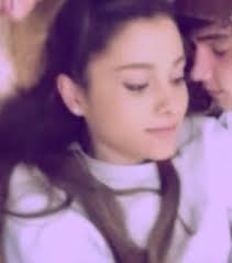 Following are the top 5 ariana grande makeup looks that we adore. Ariana Grande No Makeup Images On Favim Com