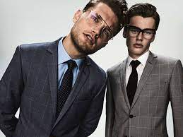 Not having a physical store. Gq Australia 5 Tricks That Ll Make Cheap Suits Look More Facebook