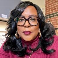 Lavonne Dickson's Instagram, Twitter & Facebook