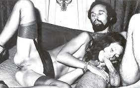 Indulging Your Innermost Fantasies: Linda Lovelace's Sensational Nude Photos