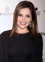 Brunette Jen Lilley Hairstyle Medium Length Hair Styles Medium Hair Styles