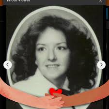 I'm in search of 4 kitchen chairs that are in ok condition I can pay for a  fair price Thank you in advance