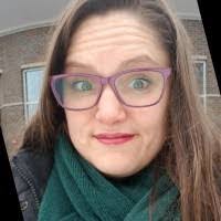 Evelyn Milligan's Instagram, Twitter & Facebook