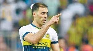 وكان يلعب في المنتخب المغربي ولكنه أعلن اعتزاله اللعب دوليًا في 11 نوفمبر 2019. Ø¹Ø¨Ø¯Ø§Ù„Ø±Ø²Ø§Ù‚ Ø­Ù…Ø¯Ø§Ù„Ù„Ù‡ Ø§Ù„Ù‚ØµØ© Ø§Ù„ÙƒØ§Ù…Ù„Ø©