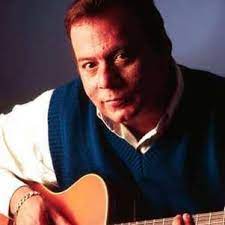É irmão dos também cantores agnaldo rayol e ronaldo rayol. Zn4ticr3nzbnfm