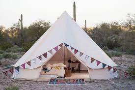 5 lieux pour vivre un glamping magique nightlife in 2021 tent glamping tent accessories tent