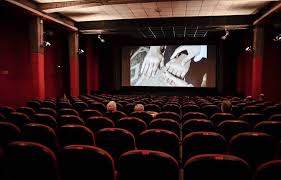 This *secret* obby gives hidden promo codes? Deconfinement Apres Presque 100 Jours De Fermeture Les Cinemas Prets A Rallumer Les Projecteurs