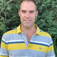 En un emotivo relato, el veterinario Guillermo “Willy” Ben cuenta cómo  cumplió el sueño de ir en moto de Bragado a Alaska y descubrió “la magia  del camino”