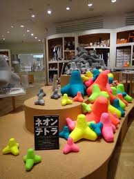 bad on tetrapod cushions at tokyo s tokyo tokyu plaza jingumae http blog livedoor jp r2koba 生活 家具