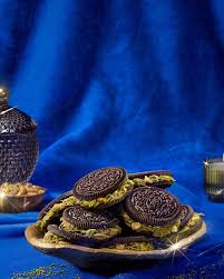 TWIST IT THE RAMADAN WAY: OREO MEETS PISTACHIO KUNAFA Looking for the  perfect post-Iftar treat that hits the spot? Look no further, as OREO has  you covered. Bringing together the world's favorite