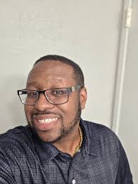 Hello everyone, Currently living in Fort Leavenworth Kansas city US  Divorced with 2 children grow up already I'm looking for a serious  relationship