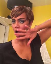 She is a producer and writer, known for coyote ugly (2000). Komplett Ungeschminkt Tyra Banks Im Glamping Urlaub Promiflash De