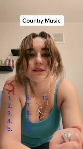 Robyn Morton (@robbie4art)