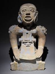 Seated Figure Campeche Culture W Mexico 250 900 Find This And Other Pre Columbian Art At Curatorseye Com Islas