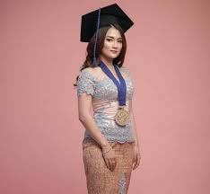 October 10, 2018 gambar sketsa. Kebaya Wisuda Model Terbaru Sebagai Inspirasi Blog Elevenia