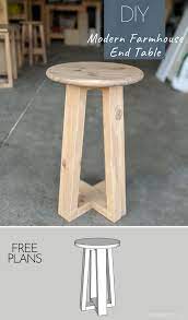 2x4 Modern Farmhouse Diy End Table Diy End Tables Modern Farmhouse Diy Diy Furniture Easy