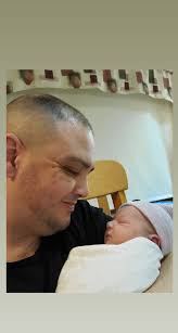 derek roach (@roach4040)