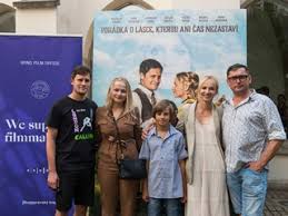 Viktor preiss, michal balcar, éva bandor and others. Portal Jihomoravskeho Kraje V Brne Mel Slavnostni Premieru Film Hodinaruv Ucen V Brne Mel Slavnostni Premieru Film Hodinaruv Ucen