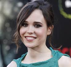 Juno (ellen page) may seem wise beyond her years, but after sleeping with classmate bleeker (michael cera), the pregnant teen quickly realizes how little she really knows about life. Juno Star Ellen Page Reveals She Is A Lesbian
