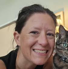 Are there braiding services available at Grandma's Marathon expo?