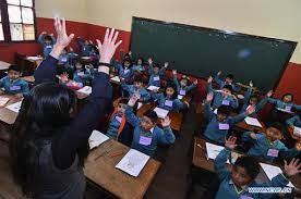 El retorno a las clases presenciales en las escuelas en el 2021 será gradual y voluntario en perú, con el fin de mantener las medidas de prevención para por esta razón, en algunas zonas rurales de la sierra sur del país, con bajo nivel de contagios, ya se han retomado las clases presenciales porque. Gobernador Patzi Plantea Clases Presenciales En El Area Rural Urgentebo