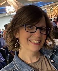 Jenifer May's Instagram, Twitter & Facebook