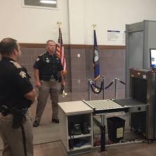 Residents of classes mccracken courthouse drivers renewal notice from Mccracken County Courthouse Tightens Up Security News Wpsd Local 6