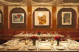 9 New York City Restaurants For Take Out On Christmas Eve And Christmas Day Christmas Getaways City Restaurants Open On Christmas