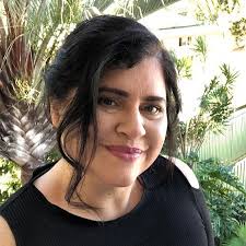 The Celtic Witch And The Sorcerer: Armstrong, Lyn: 9781934992036:  Amazon.com: Books