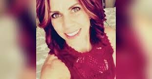 Danielle Boles's Instagram, Twitter & Facebook