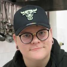 Úkolu připravit nejlepší večeři se tento týden. Prostreno 11 2 2021 Zdenek Chytra Zena