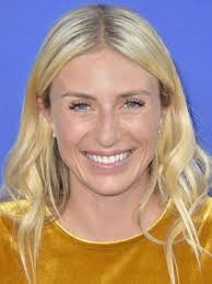 Jasmine Roth Celebrates Daughter Hazel's Pre-K Graduation