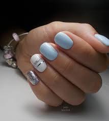 ногти гель лак дизайн фото 2019 новинки зима фото Zimnij Manikyur V Stile Minimalizm Blestyashie Gelevye Nogti Krasivye Nogti Nogti